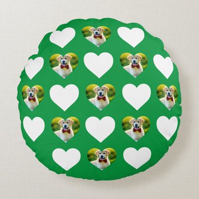 custom_pet_and_hearts_pattern_kelly_green_round_pillow-r86aac42ac4ff4102bd4bd48cccf80aa6_z6i0e_630.jpg