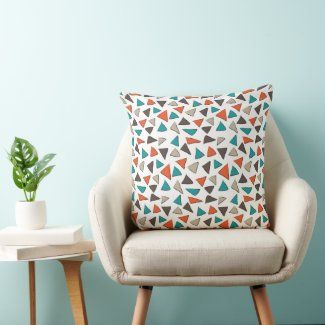 paint_brush_colorful_triangle_pattern_throw_pillow-r3d215243a64944909590b2da6721ee11_4gc22_8byvr_1024.jpg