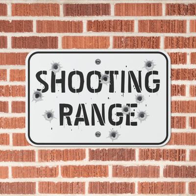 shooting_range_metal_sign-rb8d9faa57b77497dab1d454958dc7264_qek75_1024