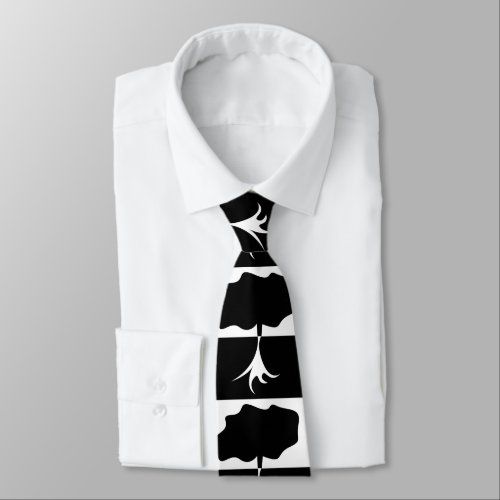 black_and_white_tree_neck_tie-r37ee48e878b24be4900800e6f56cff9f_6tei7_1024.jpg