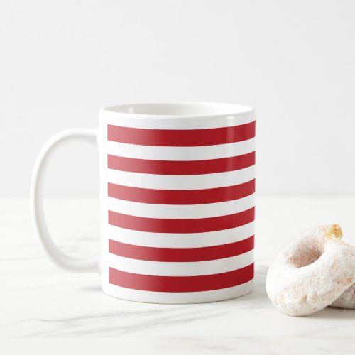 red_white_stripe_pattern_coffee_mug-r82e237731aa7413cbfb0736fe77c27d4_kz9a2_1024.jpg