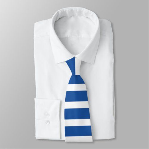 white_blue_stripes_pattern_neck_tie-r0920c16935e84085ac2c6f4187e4c3b4_6tei7_1024.jpg