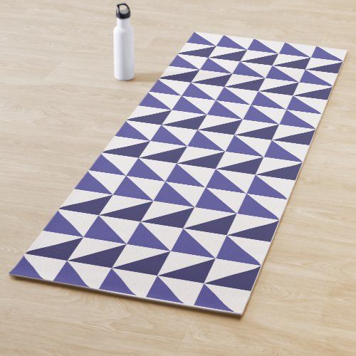 purple_blue_geometric_triangles_cool_yoga_mat-r198dc1b7a68f435a910a236739862cdc_e9qy0_1024.jpg