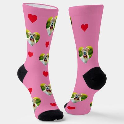 customizable_pet_and_hearts_pattern_pink_socks-r0a5aa7fb7dd14d5e8362ea626ab97219_su8q6_630.jpg